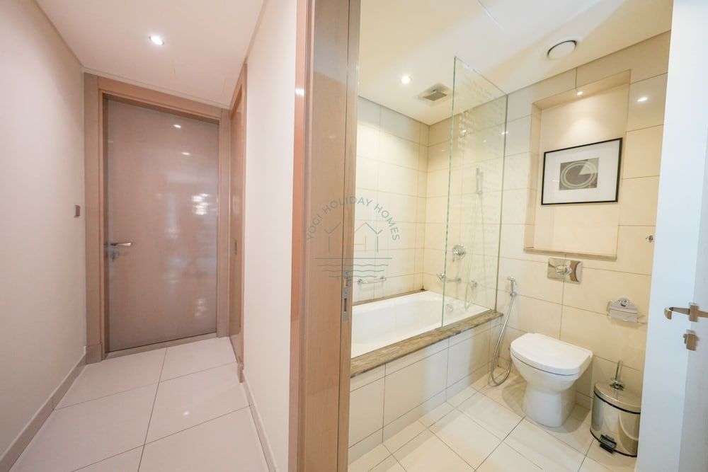 Yogi - Amazing 2BR Apt With Burj Khalifa Views
