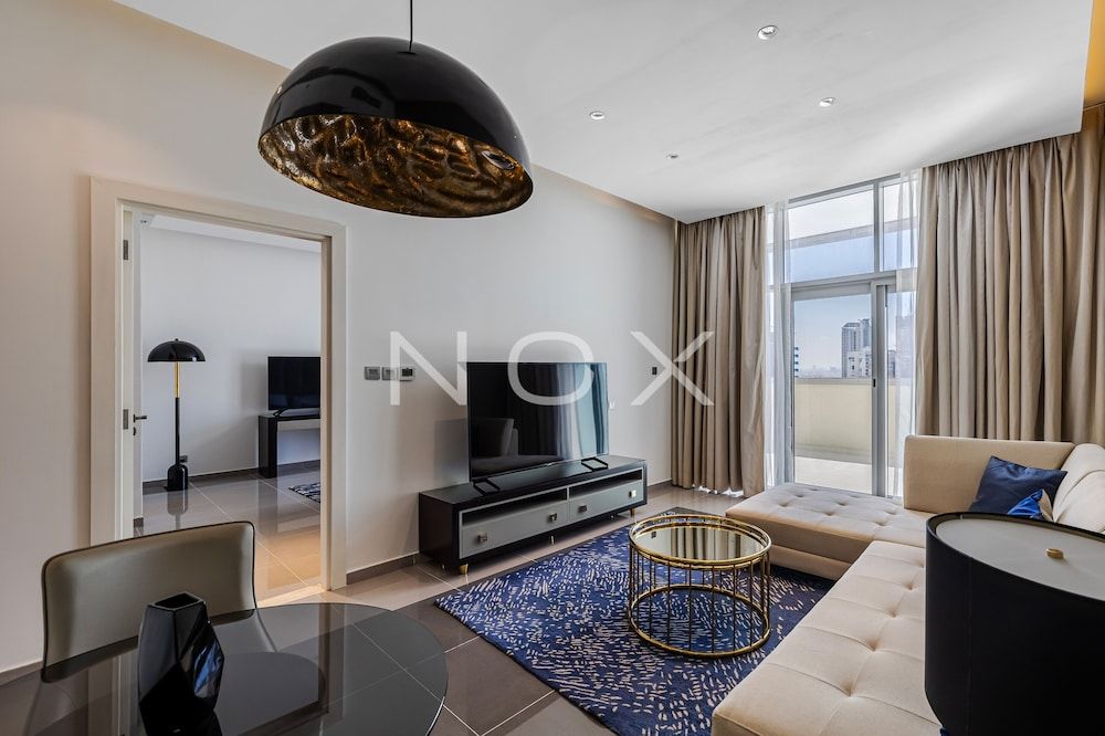 Bright 1BR Damac Majestine