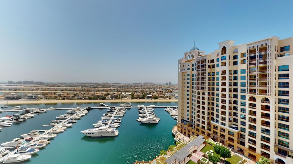 Primestay - Marina Residences Palm Dubai