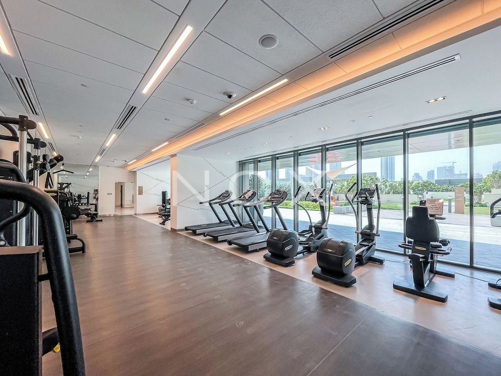 Vibrant 1BR Haven Downtown Views 2 T1
