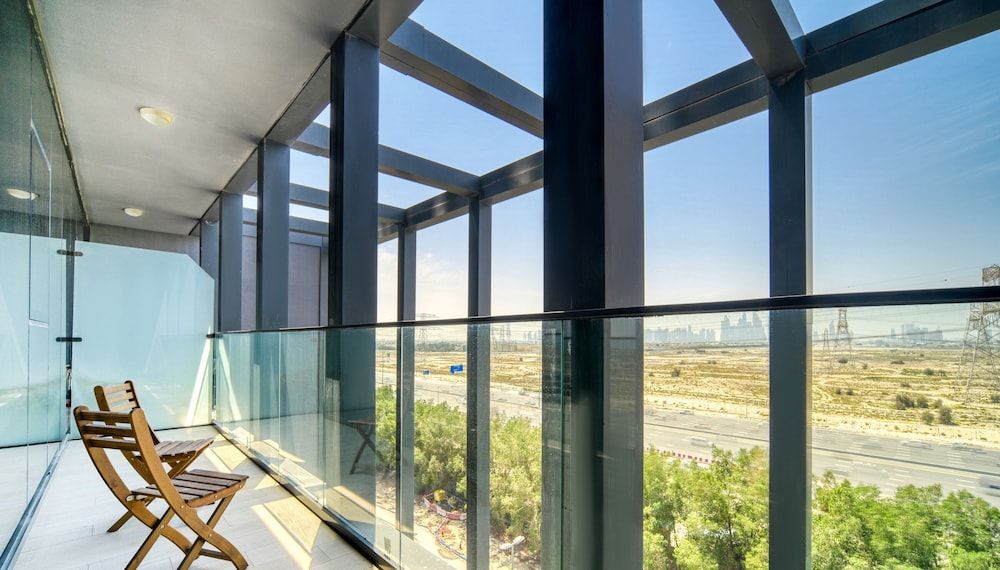 KOHH - 1BR in Bloom Towers