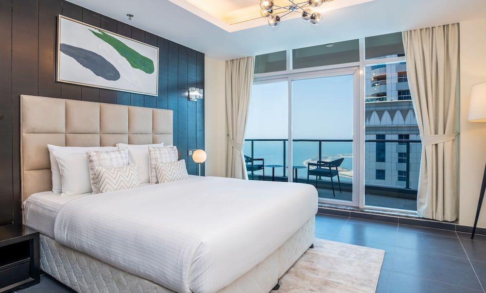 Duplex Penthouse | 3BR + Maids | Heart of Marina