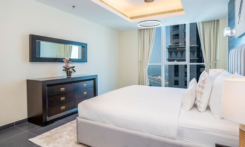 Duplex Penthouse | 3BR + Maids | Heart of Marina