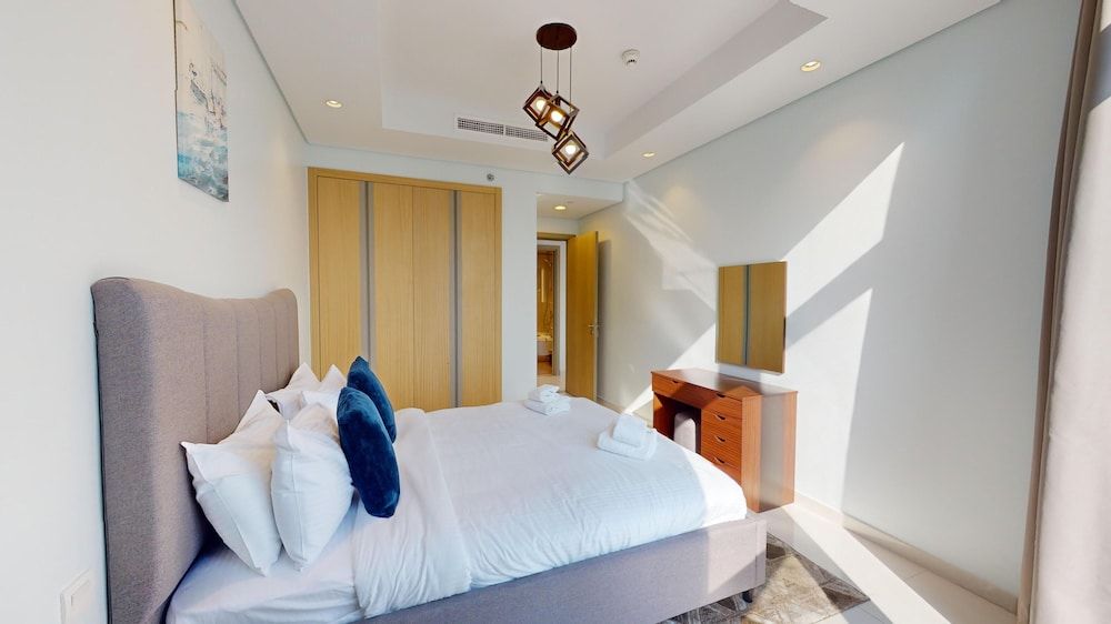 Primestay - 2BR Paramount Midtown-dubai