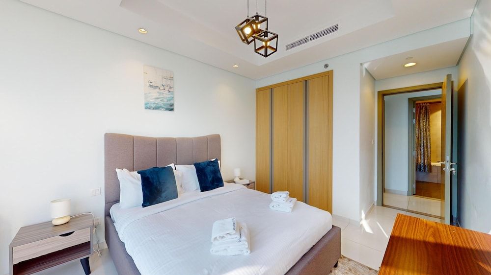 Primestay - 2BR Paramount Midtown-dubai