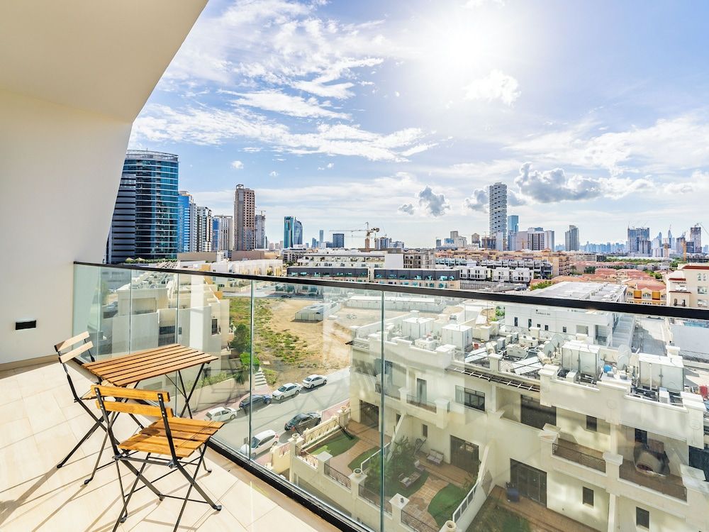 Apt with Artful Interior and Urban Views