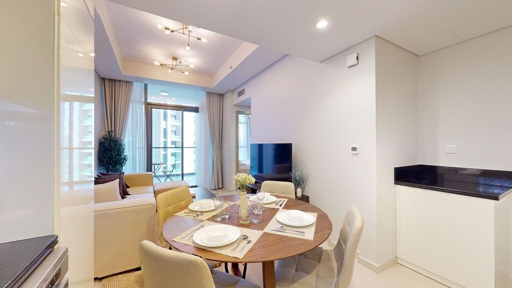 Primestay - 2BR Aykon Tower - Dubai