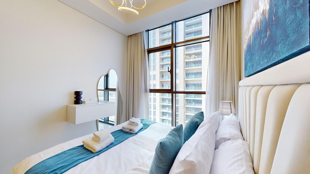 Primestay - 2BR Aykon Tower - Dubai