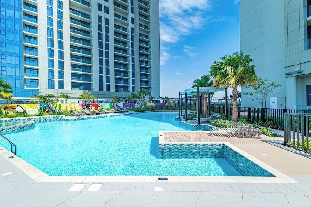 Primestay - 2BR Aykon Tower - Dubai