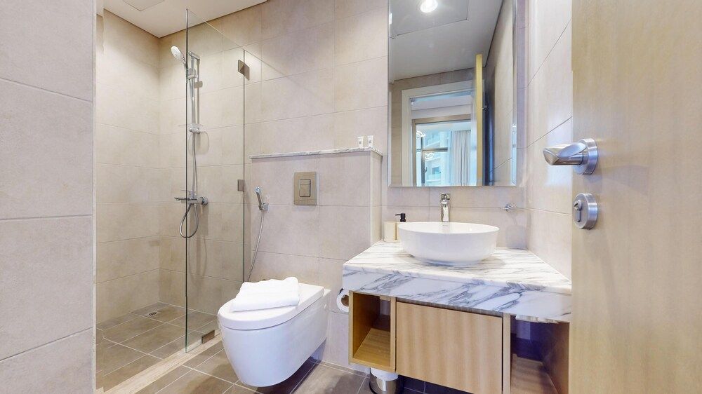 Primestay - 2BR Aykon Tower - Dubai