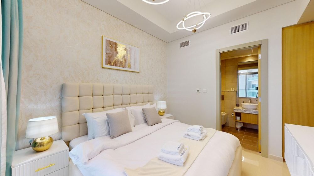 Primestay - 2BR Aykon Tower - Dubai