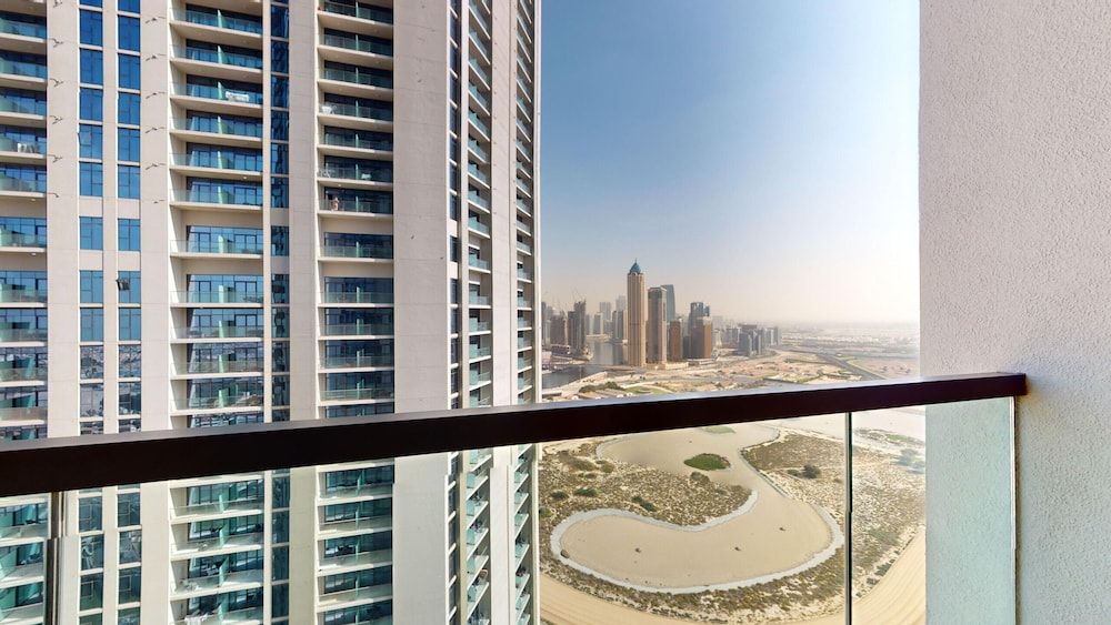 Primestay - 2BR Aykon Tower - Dubai