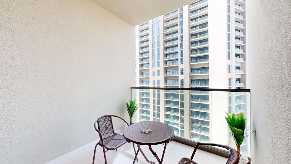 Primestay - 2BR Aykon Tower - Dubai