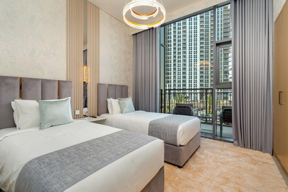 Deluxe Apartment, 2 Bedrooms, Kitchen, Canal View