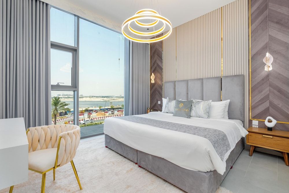 Deluxe Apartment, 2 Bedrooms, Kitchen, Canal View
