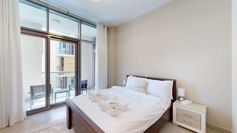 Primestay - 2BR in Al Jaddaf Near Metro