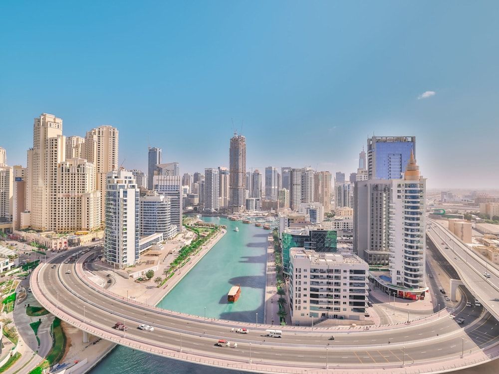 One Bedroom Near Dubai Wheel & JBR by Belvilla
