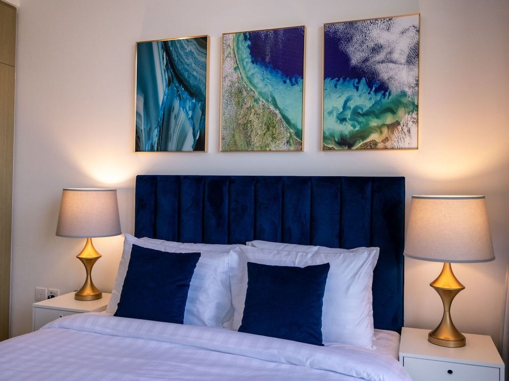 One Bedroom Near Dubai Wheel & JBR by Belvilla
