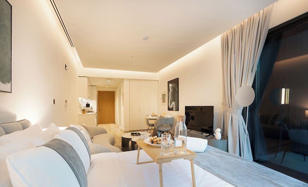 Ahad Residences Design Studio, 1 Queen Bed, Balcony, City View 5