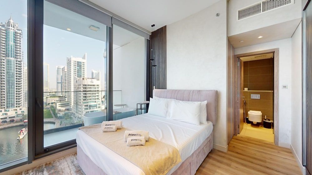 Primestay - LIV 1BR Marina View - Dubai