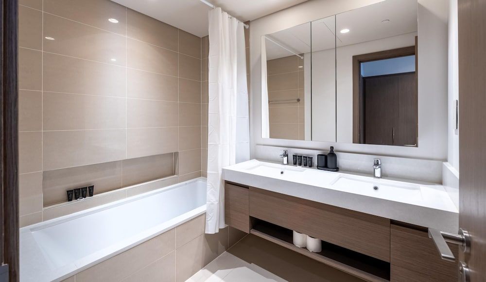 Homey Park View 2BR in Dubai Creek Harbour