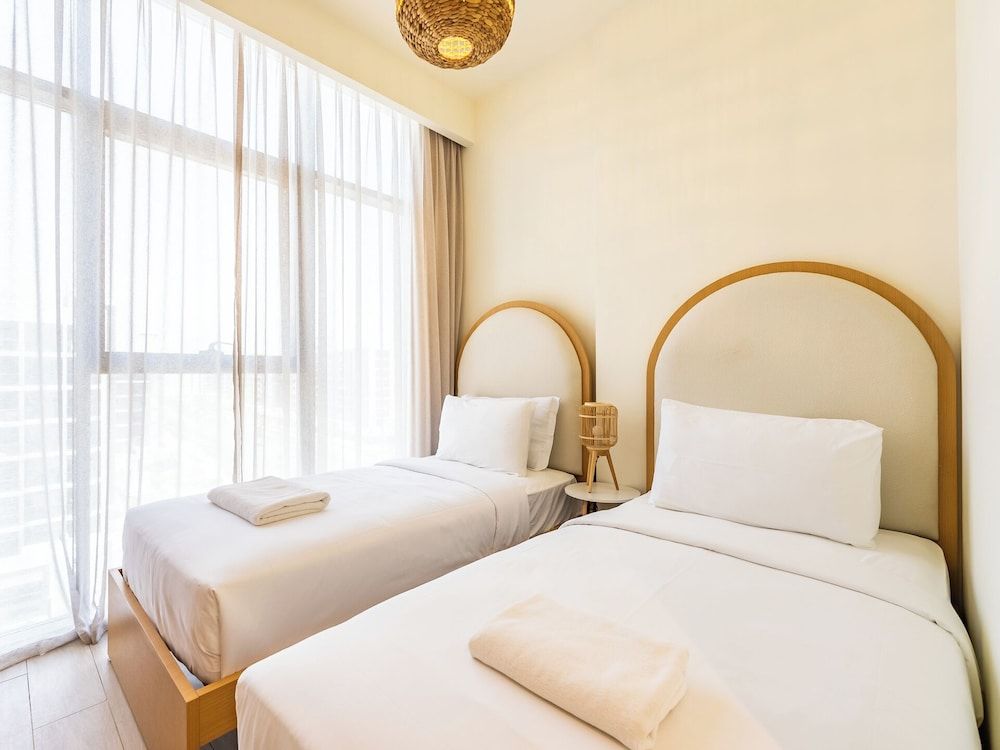 Condo With Burj Khalifa View In City