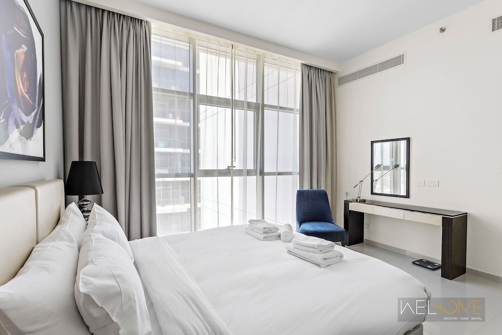Comfort Apartment, Balcony, City View