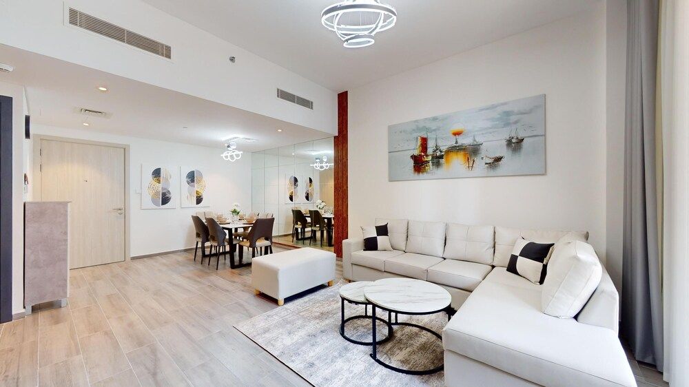Primestay - 2BR Plus Maids Room -midtown