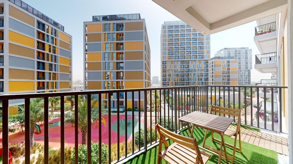 Primestay - 2BR Plus Maids Room -midtown