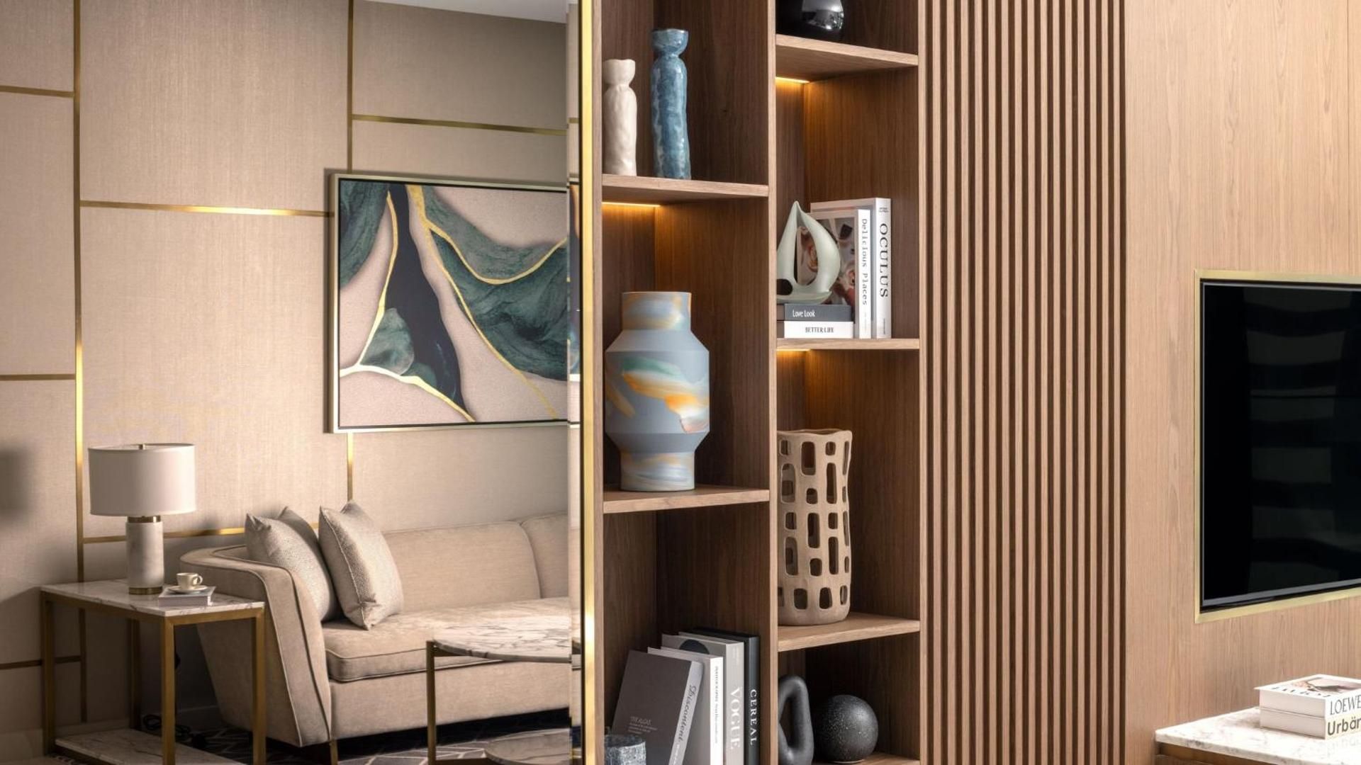 Three-Bedroom Suite with Balcony and Canal View - High Floor