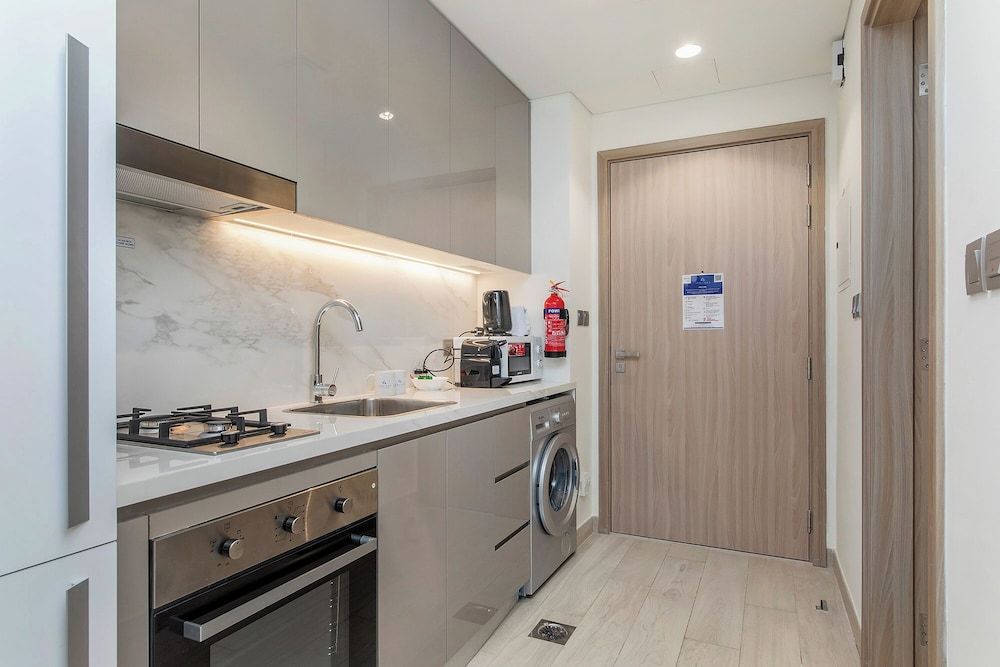 Lovely Studios at Azizi Riviera