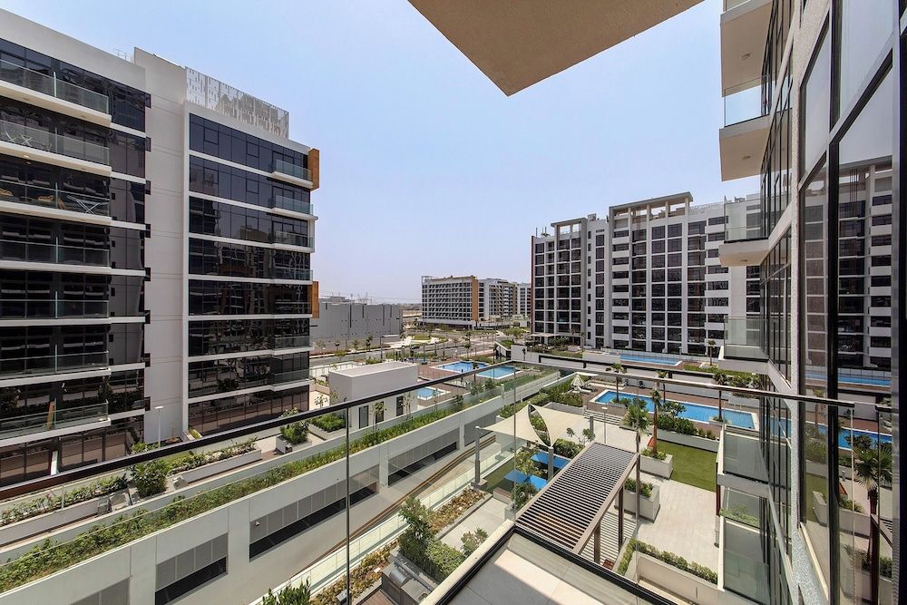 Lovely Studios at Azizi Riviera