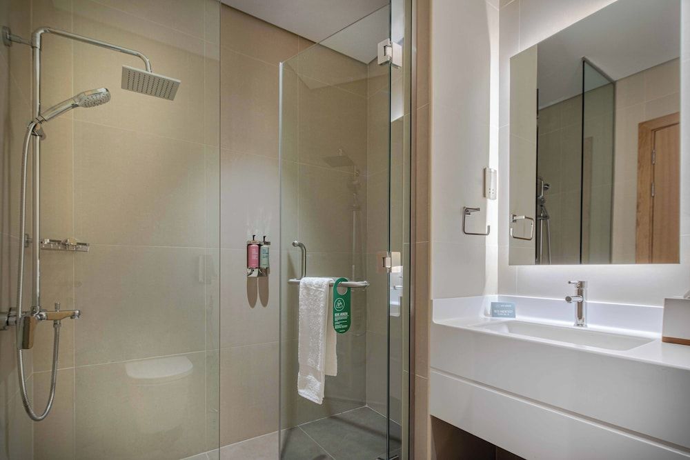 Rove JBR Rover Room with Terrace 3