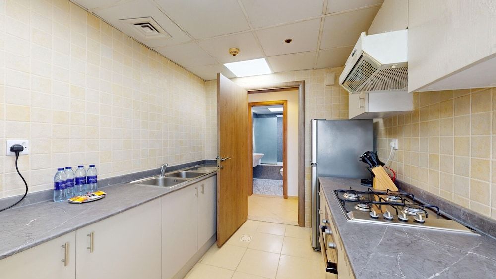 Primestay - Marina Diamond Residences