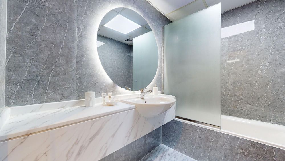 Primestay - Marina Diamond Residences