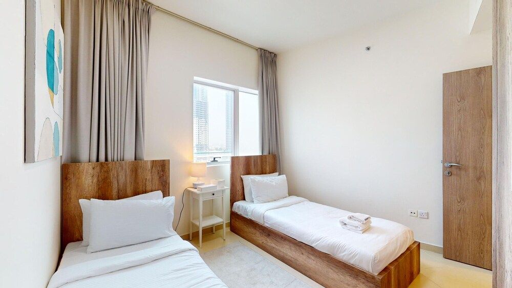 Primestay - Marina Diamond Residences