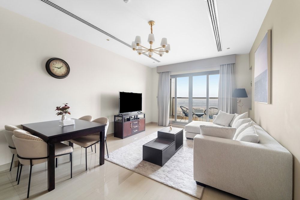 Elite Downtown Residences