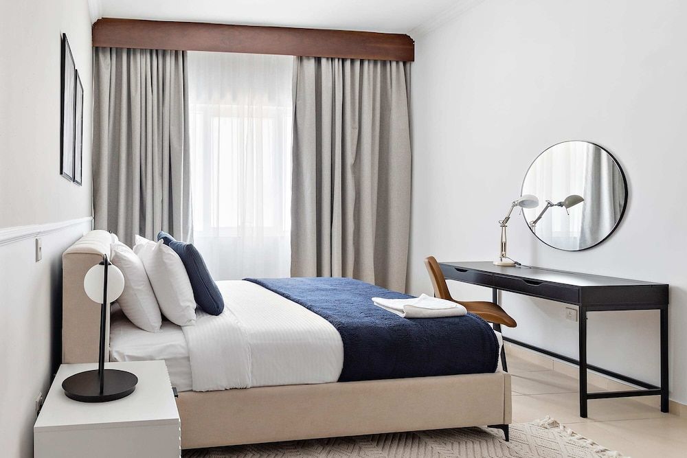 Executive Room, 1 King Bed, Refrigerator & Microwave
