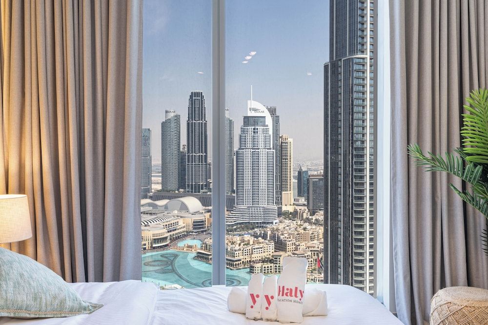 Lux 3BHK Burj Khalifa & fountain view