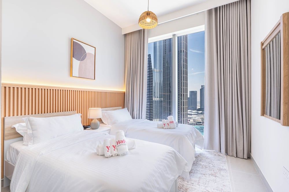 Lux 3BHK Burj Khalifa & fountain view