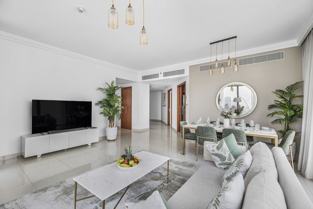 DXB - Boulevard Point - 5602 - DT