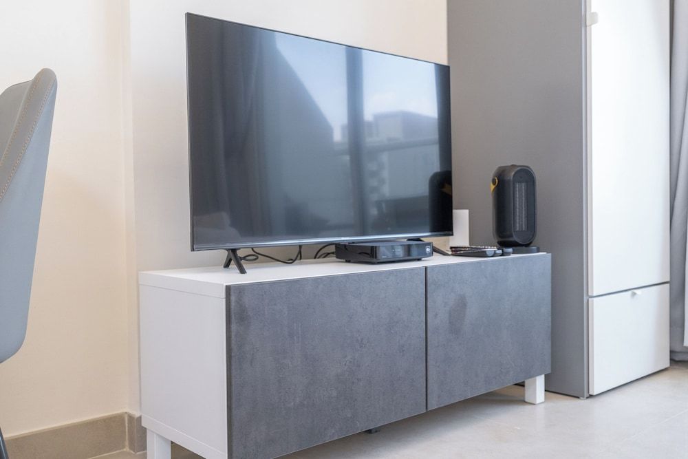 Cozy Studio Budget Friendly
