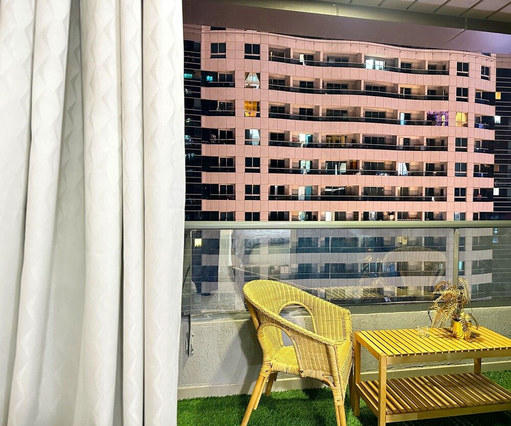 Amazing Studio Sky View in Dubai Marina