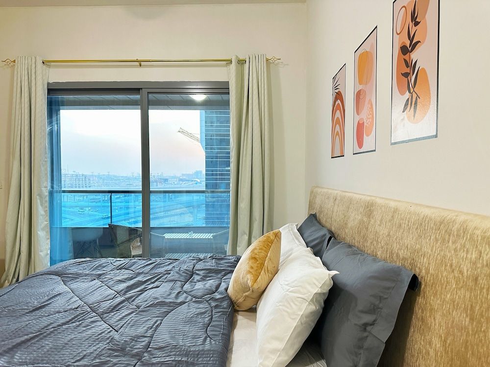 Amazing Studio Sky View in Dubai Marina