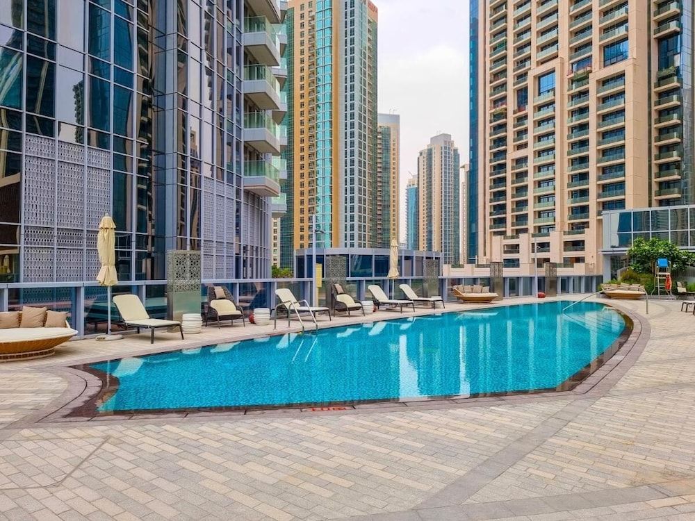 Primestay - 2BR Burj View Opera Grand