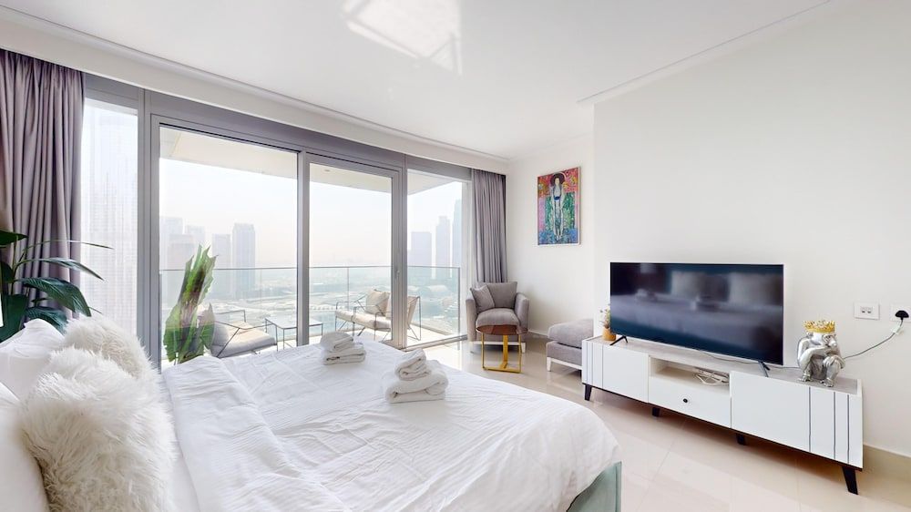 Primestay - 2BR Burj View Opera Grand