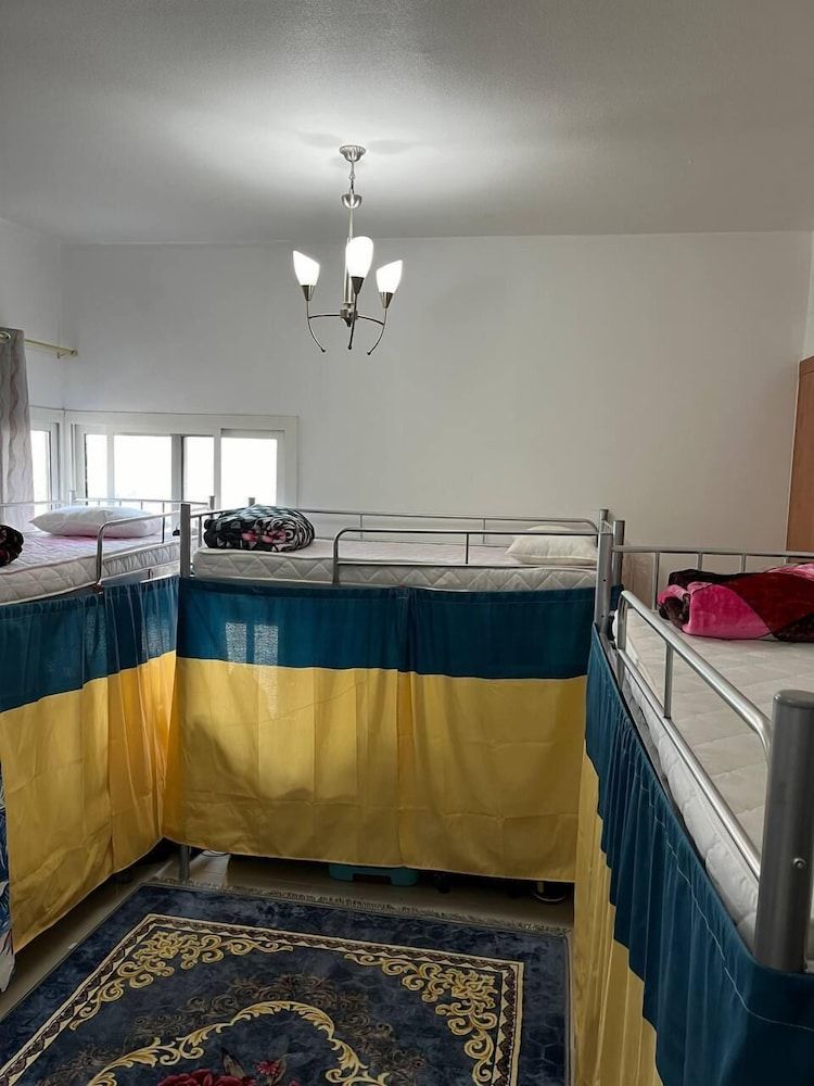 Burj Al Arab Hostel