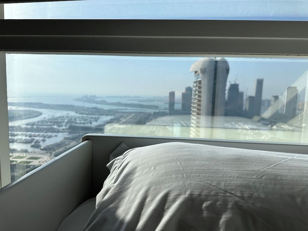 Perla Hostel - Dubai Marina Deluxe Shared Dormitory, Women only, Non Smoking