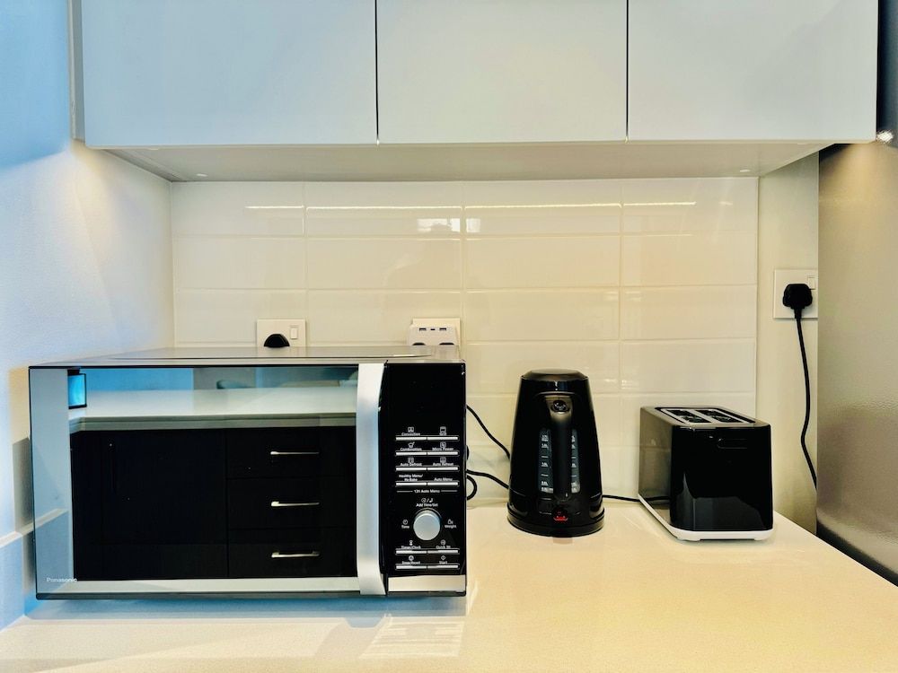 Venduras Luxe 4BR Fountain & Burj View