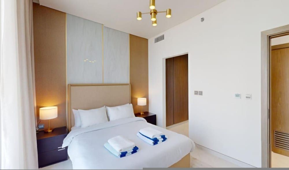 Luxury District One Residences - Elegant 1 Bedroom
